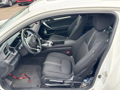 Used 2019 Honda Civic EX image 3