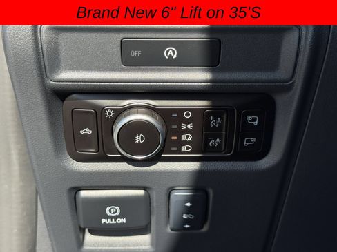 Used 2025 Ford F150 Platinum w/ Equipment Group 702A High AWD/4WD image 34