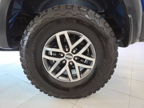 Used 2018 Ford F150 Raptor w/ Equipment Group 802A Luxury AWD/4WD image 14
