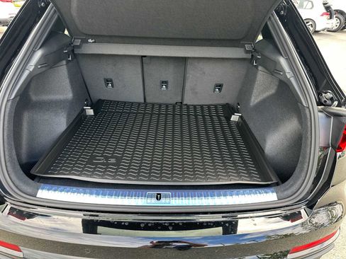 New 2025 Audi Q3 2.0T Premium Plus image 14