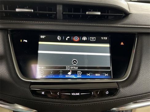 Used 2018 Cadillac XT5 Premium Luxury image 14