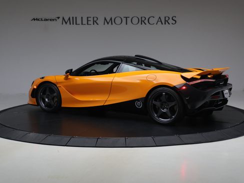 Used 2021 McLaren 720S RWD image 4