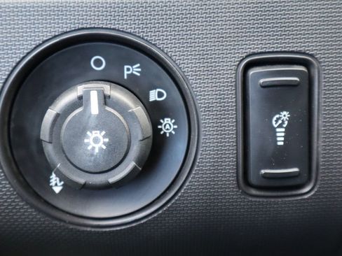 Used 2011 Ford F250 XLT w/ XLT Premium Pkg image 30