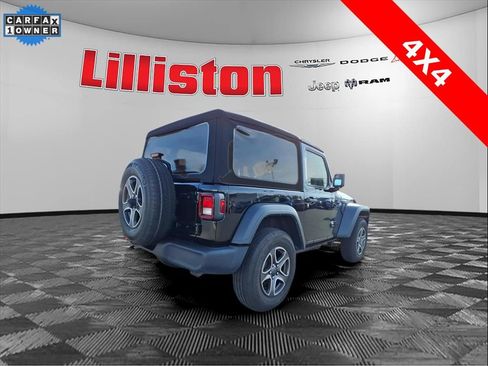 Used 2023 Jeep Wrangler Sport S image 8