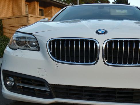 Used 2015 BMW 535i Sedan image 18