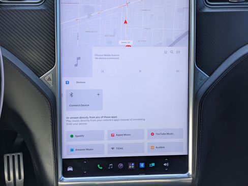 Used 2016 Tesla Model X Performance AWD/4WD image 24