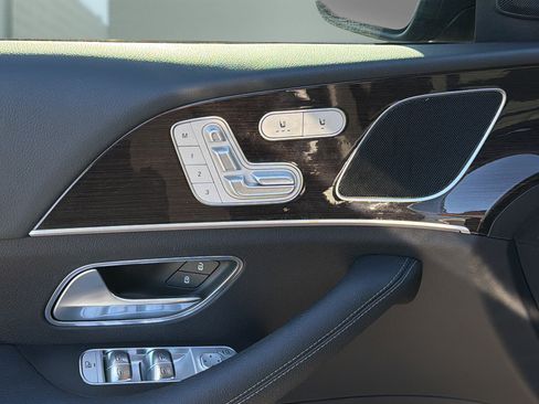 Used 2025 Mercedes-Benz GLE 350 4MATIC image 22