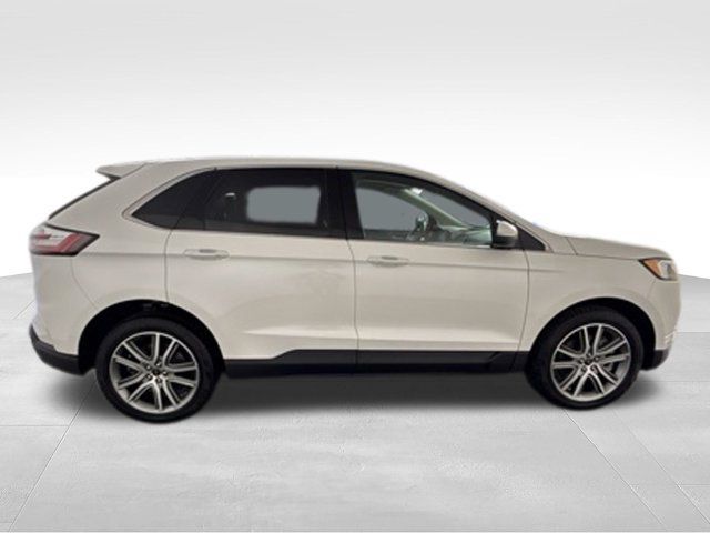 Used 2024 Ford Edge Titanium AWD/4WD image 11