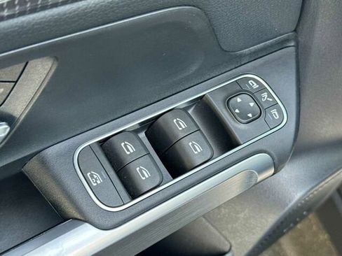 Certified 2023 Mercedes-Benz EQB 300 4MATIC image 14