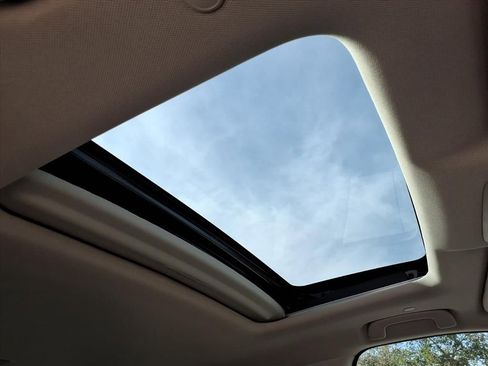 Used 2025 Honda CR-V EX-L image 14