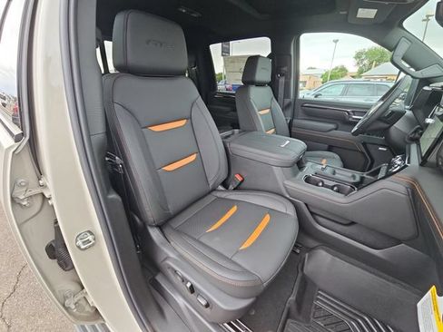 New 2026 GMC Sierra 3500 AT4 w/ AT4 Premium Plus Package AWD/4WD image 18