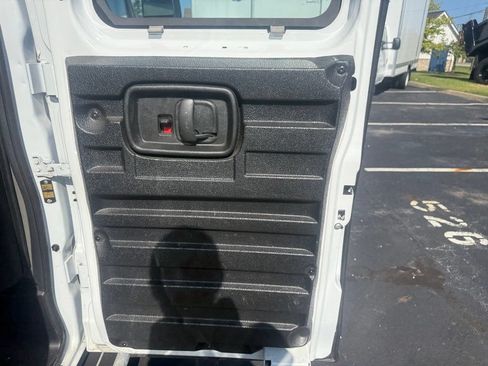 Used 2025 Chevrolet Express 2500 w/ Driver Convenience Package RWD image 44