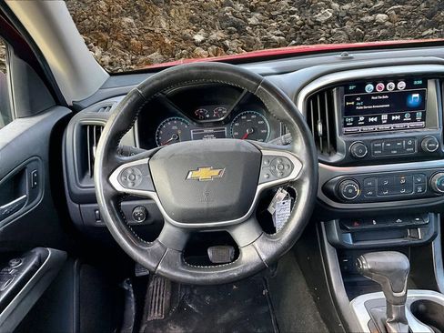 Used 2016 Chevrolet Colorado LT w/ LT Convenience Package image 5