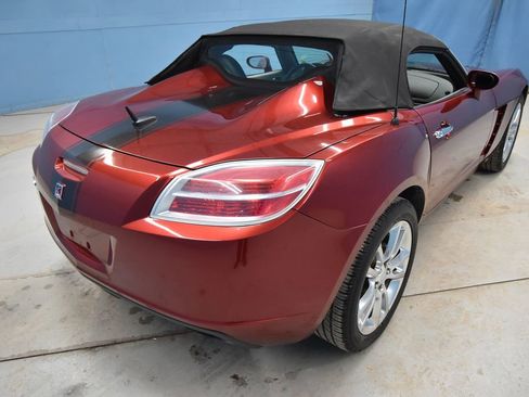 Used 2009 Saturn Sky Ruby Red image 33