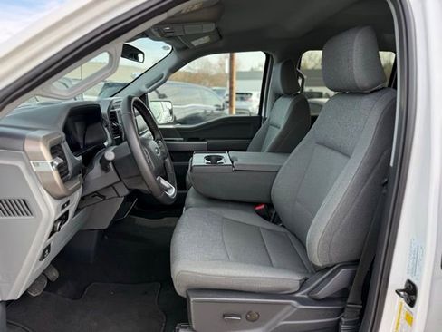 Used 2025 Ford F150 XLT w/ Equipment Group 301A Standard image 12