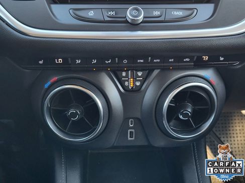 Used 2019 Chevrolet Blazer LT image 25