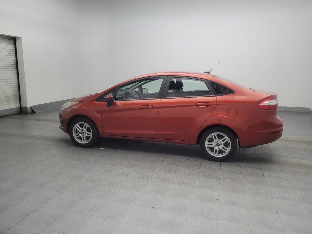 Used 2018 Ford Fiesta SE FWD image 3