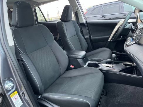 Used 2015 Toyota RAV4 XLE FWD image 28
