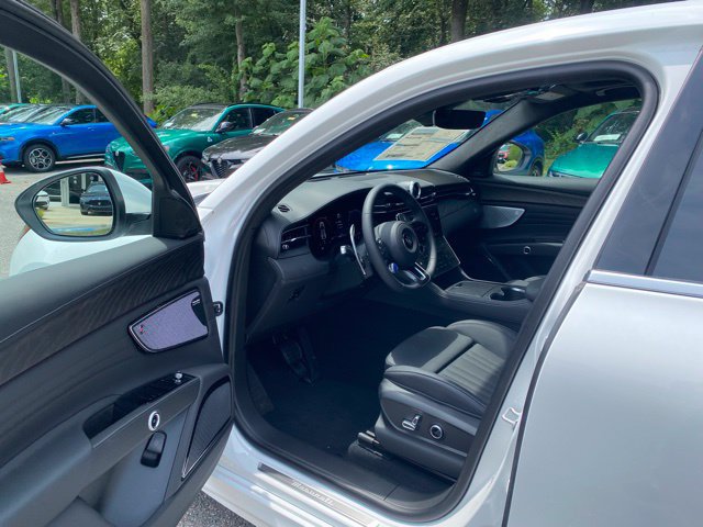 Used 2025 Maserati Grecale GT AWD/4WD image 18