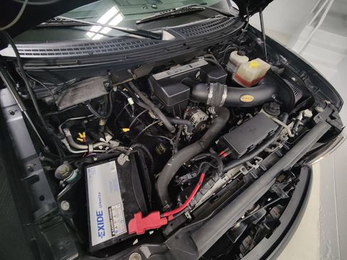 Used 2012 Ford F150 Raptor w/ Raptor Luxury Pkg image 4