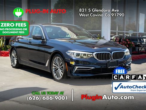 Used 2019 BMW 530e xDrive w/ Premium Package AWD/4WD image 3