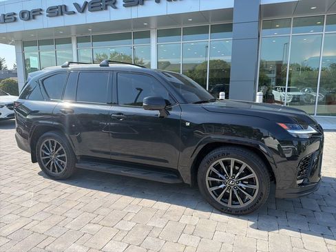 Certified 2025 Lexus LX 600 F Sport w/ Accessory Package (2T) AWD/4WD image 7
