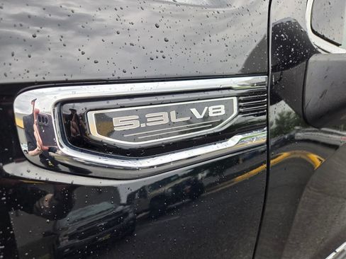 Used 2019 GMC Sierra 1500 SLT w/ SLT Premium Plus Package AWD/4WD image 9