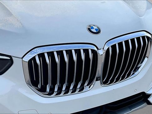 Used 2021 BMW X5 sDrive40i w/ Premium Package RWD image 31