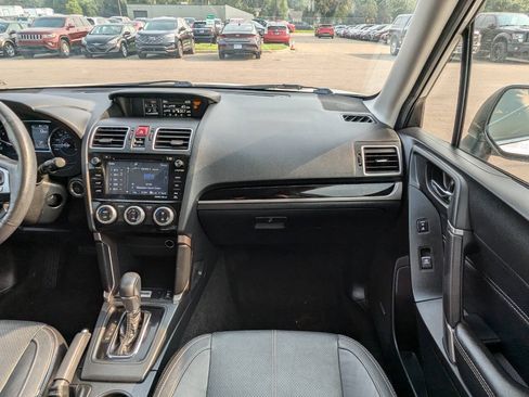 Used 2018 Subaru Forester 2.5i Touring AWD/4WD image 17