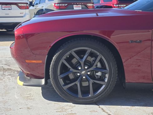 Used 2023 Dodge Challenger R/T w/ Blacktop Package image 9