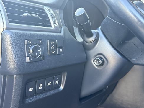 Used 2022 Lexus GX 460 Premium image 16