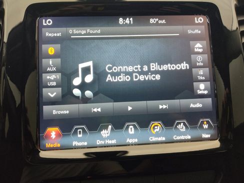 Used 2019 Jeep Cherokee Limited FWD image 25
