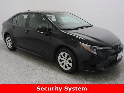 Certified 2024 Toyota Corolla LE image 4