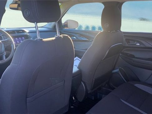 Used 2022 Chevrolet TrailBlazer LT w/ Convenience Package image 21