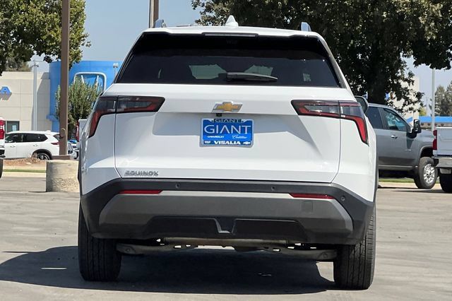 Used 2025 Chevrolet Equinox LT w/ Convenience Package II FWD image 4