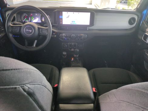 Used 2024 Jeep Wrangler Sport S w/ Convenience Group image 17