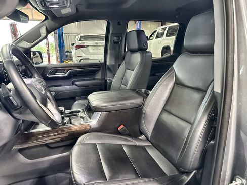 Used 2023 GMC Sierra 1500 Elevation w/ Elevation Premium Package AWD/4WD image 12