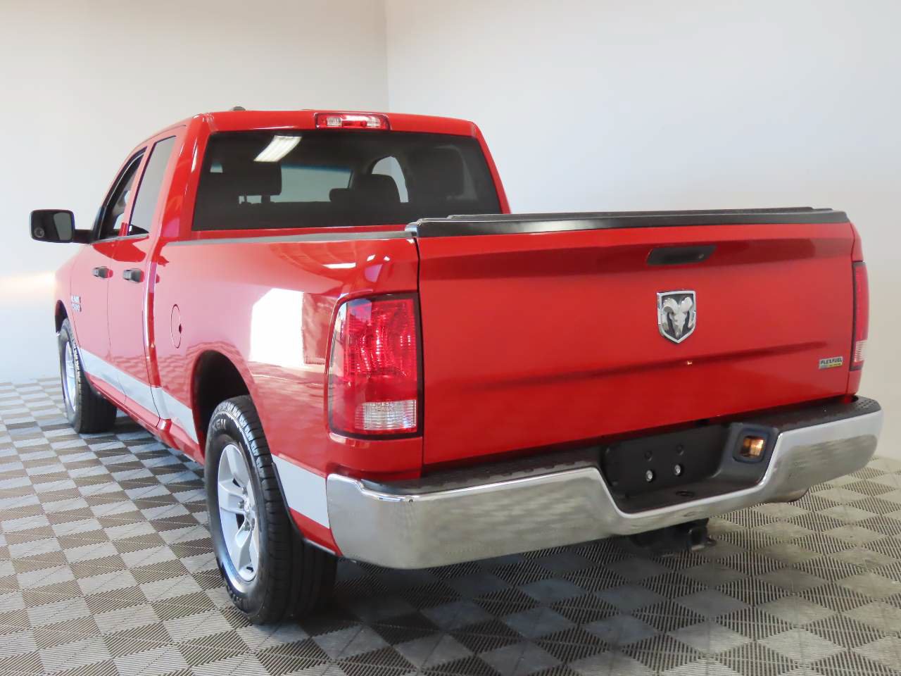 Used 2016 RAM 1500 Tradesman w/ Popular Equipment Group RWD image 3