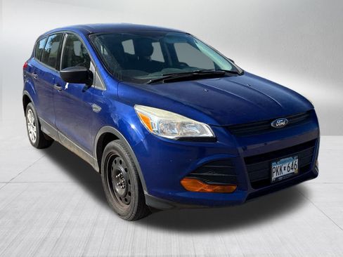 Used 2014 Ford Escape S FWD image 2