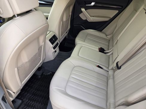 Used 2018 Audi Q5 2.0T Premium AWD/4WD image 9