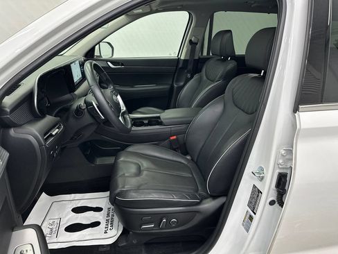 Used 2024 Hyundai Palisade Limited FWD image 7