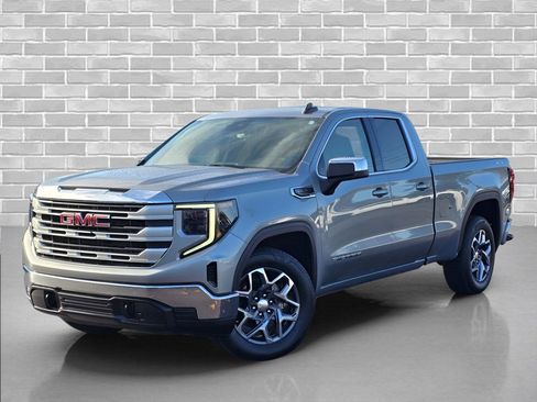Used 2023 GMC Sierra 1500 SLE w/ Enhanced Capability Package AWD/4WD image 7