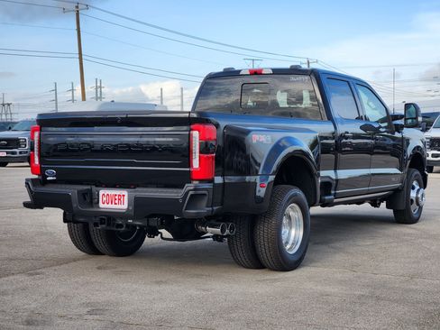 New 2026 Ford F350 Platinum w/ FX4 Off-Road Package AWD/4WD image 4