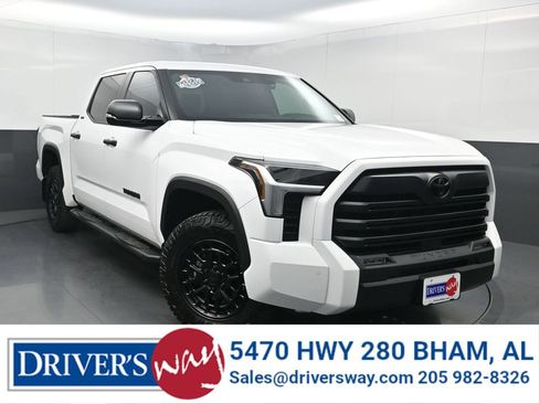 Used 2025 Toyota Tundra SR5 w/ SR5 Convenience Package AWD/4WD image 1