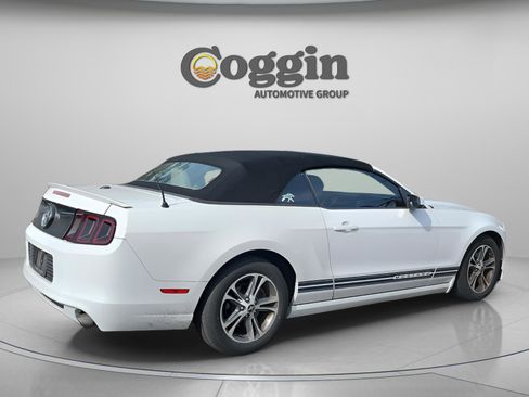 Used 2014 Ford Mustang Premium w/ Comfort Package image 4