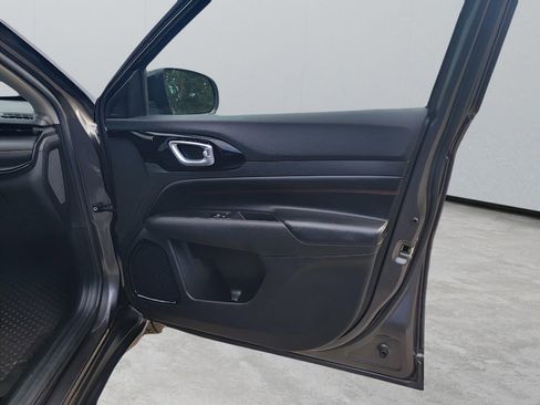 Used 2022 Jeep Compass Trailhawk image 34