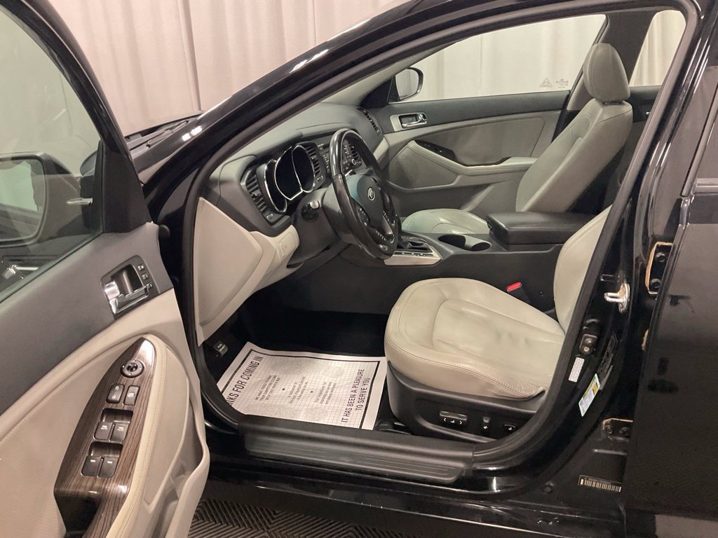 Used 2011 Kia Optima EX FWD image 20