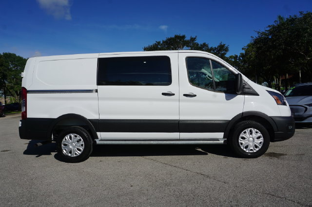 Used 2025 Ford Transit 250 Low Roof w/ Exterior Upgrade Package RWD image 15