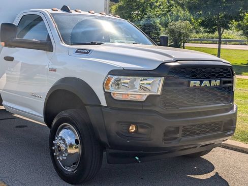 Used 2022 RAM 4500 Tradesman RWD image 11