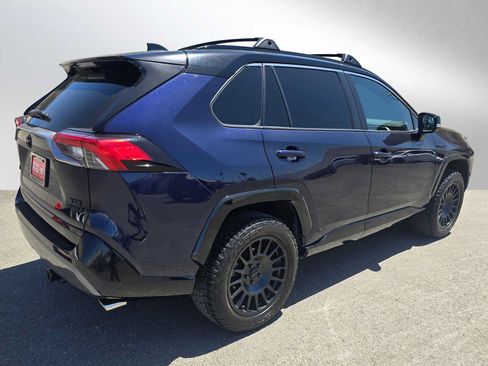 Used 2021 Toyota RAV4 XSE AWD/4WD image 3